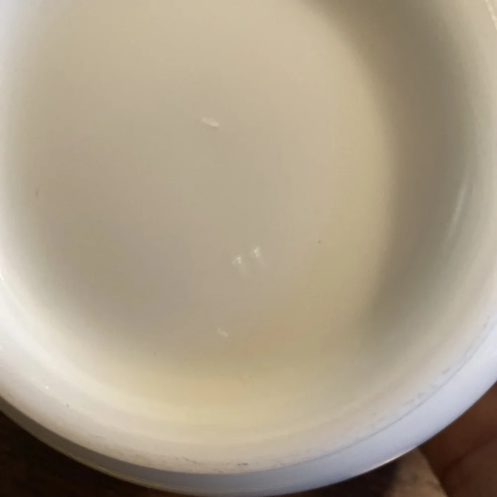 Vintage Pyrex White Milk Glass Hamilton Beach #11 Ribbed Mixing Bowl With‎ Spout